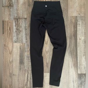 NWOT Wunder Under High Rise Leggings